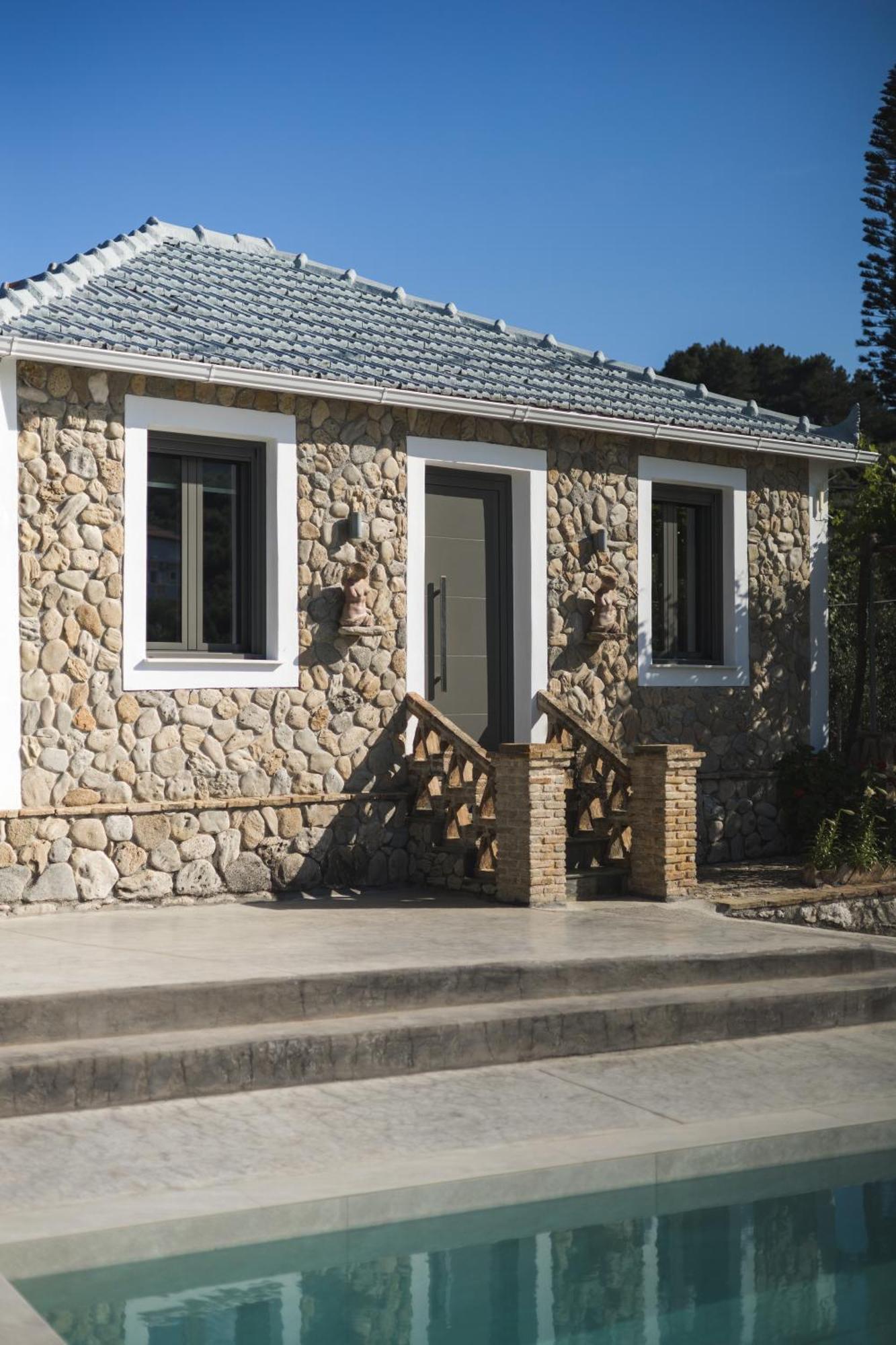 Binios Villa - Private Pool, Walking Distance From The Beach Vasilikí Екстериор снимка