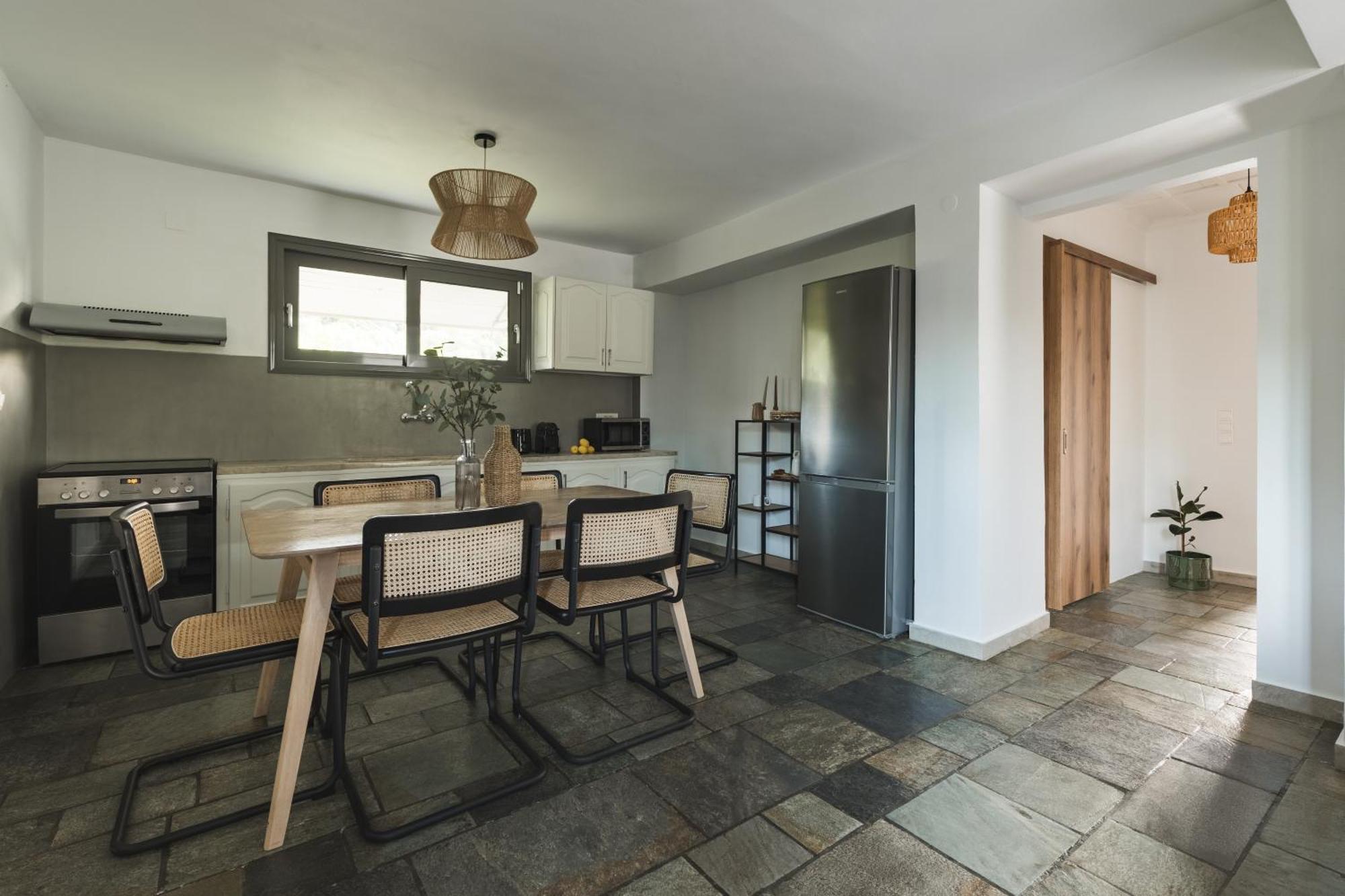 Binios Villa - Private Pool, Walking Distance From The Beach Vasilikí Екстериор снимка