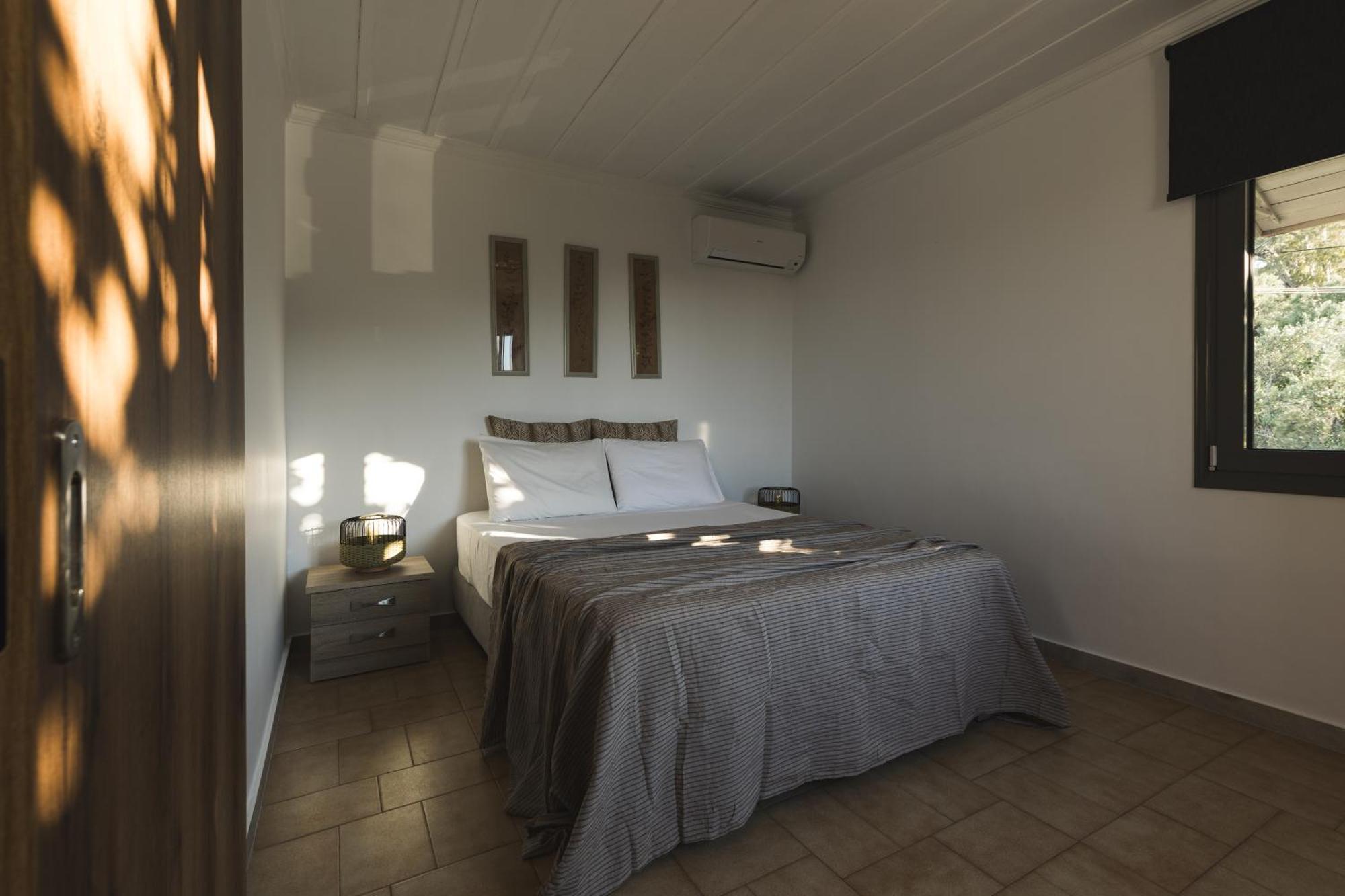 Binios Villa - Private Pool, Walking Distance From The Beach Vasilikí Екстериор снимка