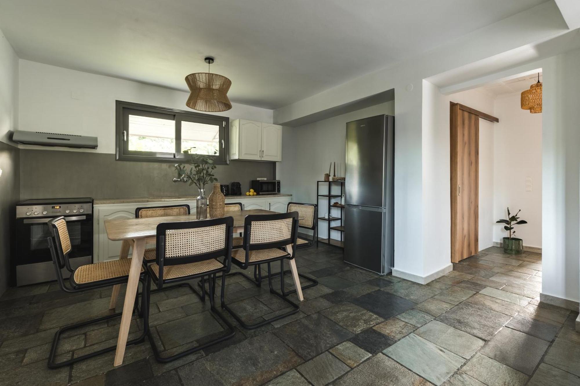 Binios Villa - Private Pool, Walking Distance From The Beach Vasilikí Екстериор снимка